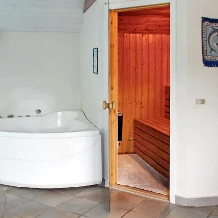 4 Star Holiday Home In Ulfborg Prázdninový dům *